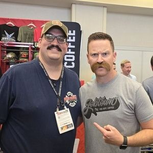 Meet your Posher, Joel